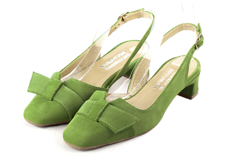 Grass green women's slingback shoes. Square toe. Low kitten heels. Front view - Florence KOOIJMAN